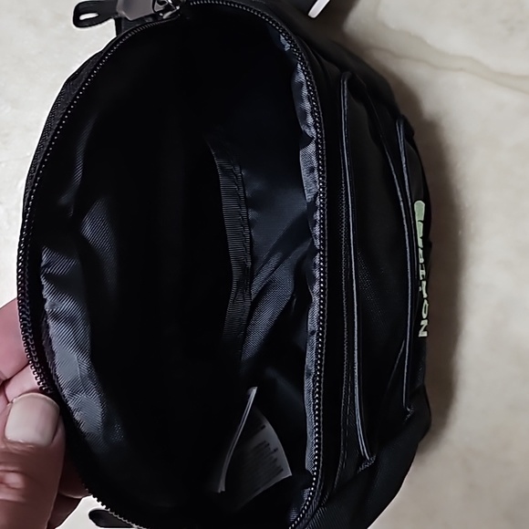 🔰 The North Face backpack Sling bag Fanny Pack‼️ - Picture 2 of 9